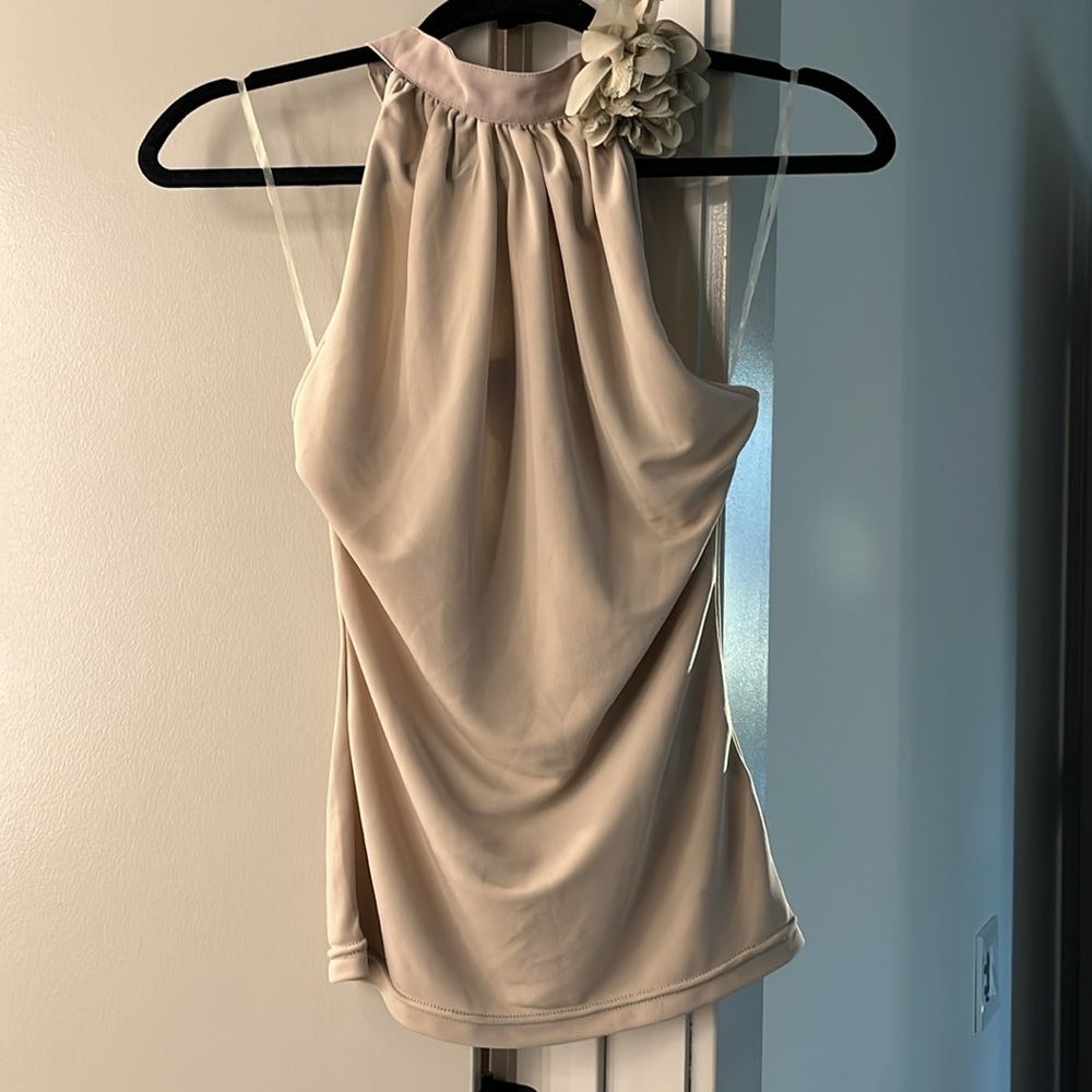 Gorgeous BNWT FRACOMINA Size M Beige Halter Top w/ Lace Flower Detail
